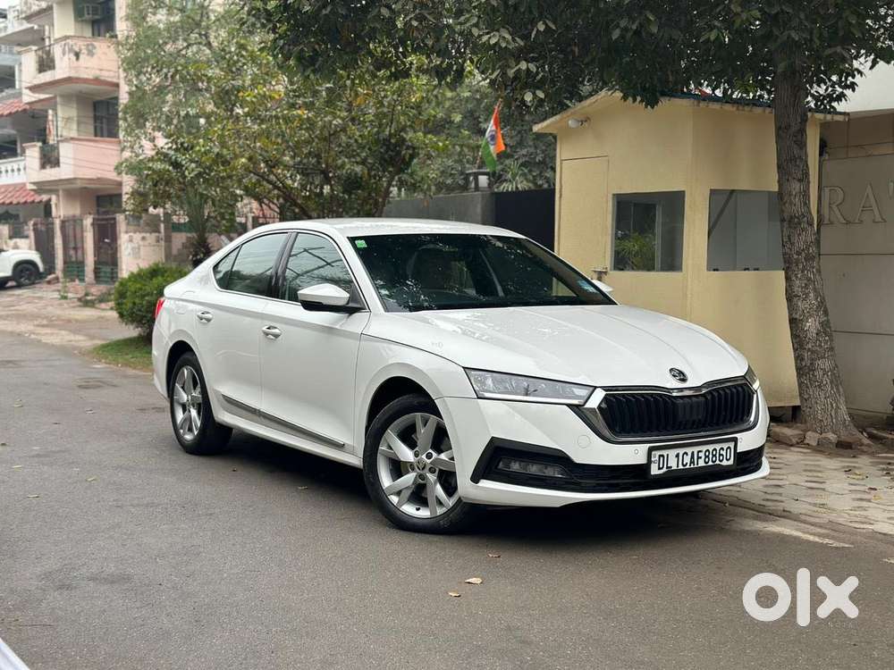 Skoda Octavia 2.0 Style Tsi At, 2022, Petrol