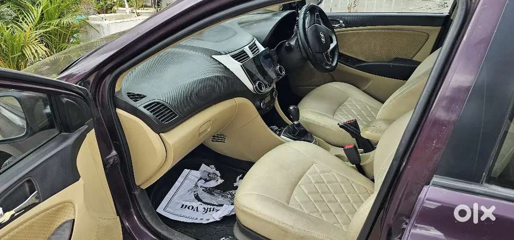 Hyundai Fluidic Verna Sx 2012