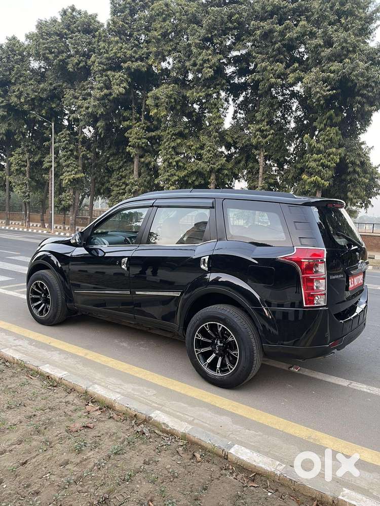 Mahindra Xuv500 2.2 W10, 2015, Diesel