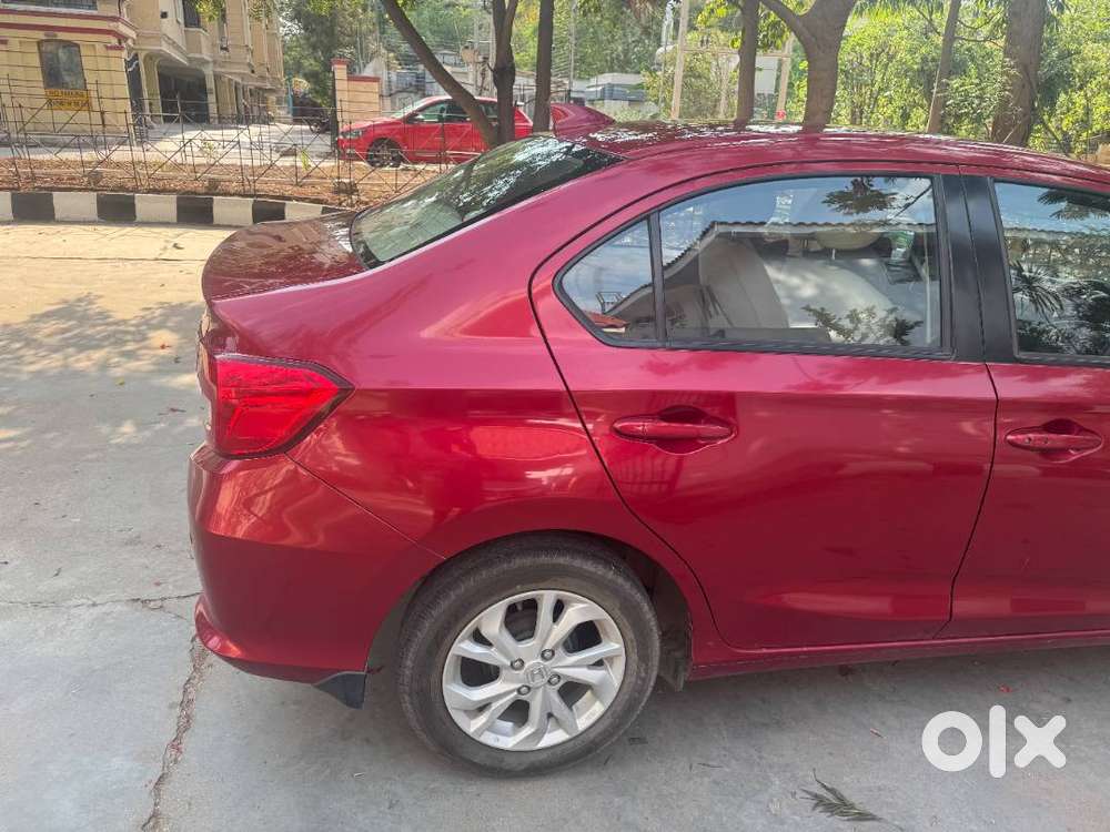 Honda Amaze 2019 Petrol 2600 Km Driven  Driven By Senior Citizen