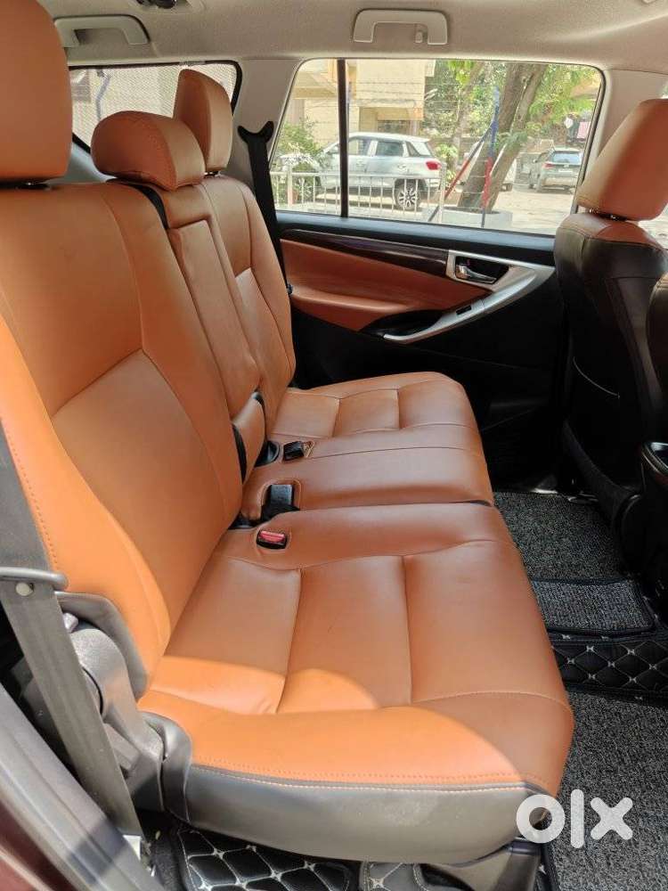 Toyota Innova Crysta [2020-ongoing] 2.4 Gx At 8 Str, 2020, Diesel