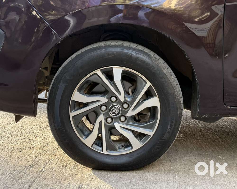 Toyota Innova Crysta [2020-ongoing] 2.4 Gx 8 Str, 2020, Diesel