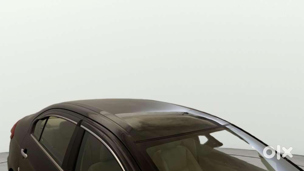 Maruti Suzuki Ciaz 1.5 Alpha Shvs Petrol, 2022, Petrol