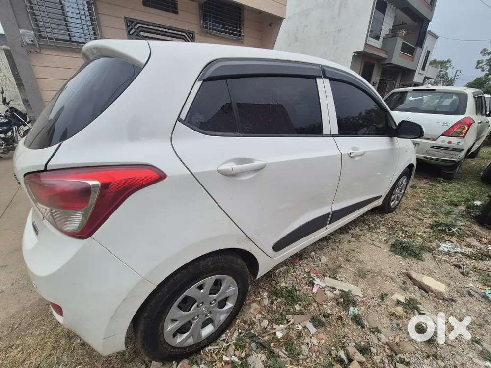Hyundai Grand I10 2017 Diesel Good Condition