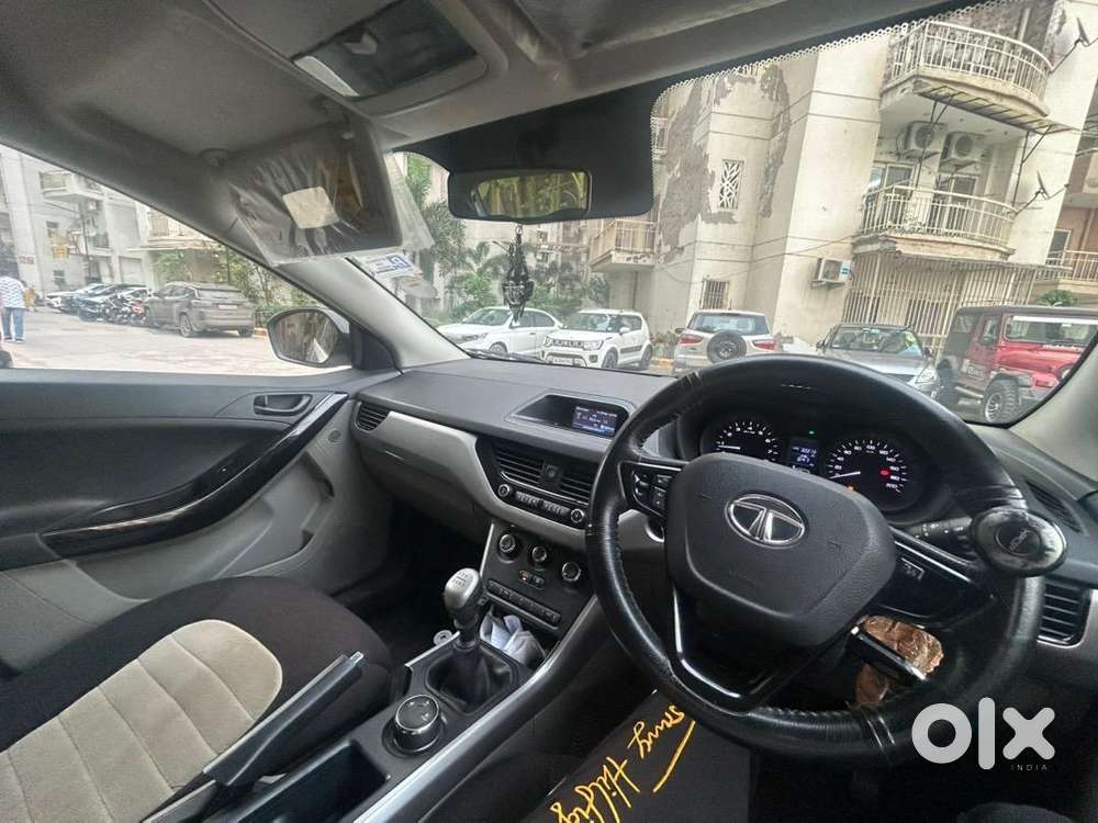 Tata Nexon 2018 Petrol 30500 Km Driven