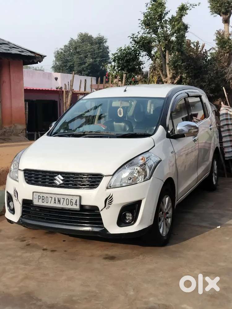 Maruti Suzuki Ertiga 2013 Diesel 225000 Km Driven