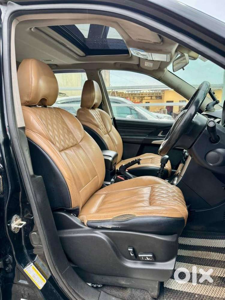 Mahindra Xuv500 W11 Option, 2019, Diesel