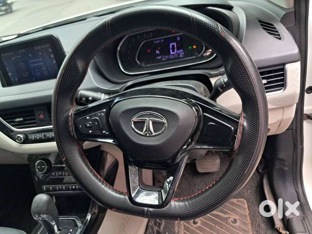 Tata Nexon 1.5 Revotorq Xza Plus Dual Tone Roof Amt (s), 2020, Diese..