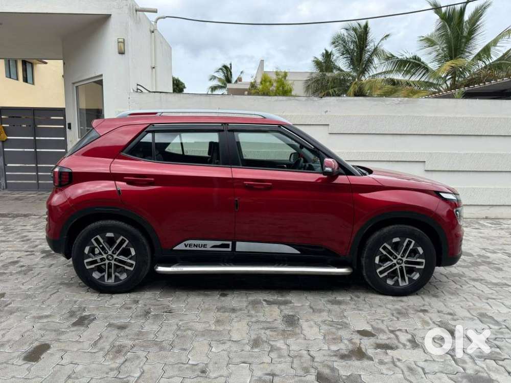 Hyundai Venue Sx Mt, 2022, Diesel
