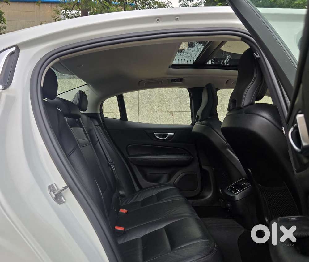 Volvo S60 T4 Inscription, 2021, Petrol