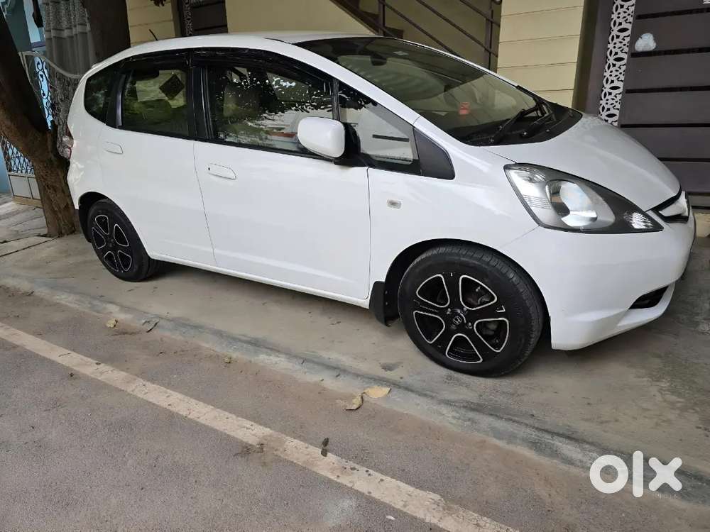 Honda Jazz Petrol I-vtec