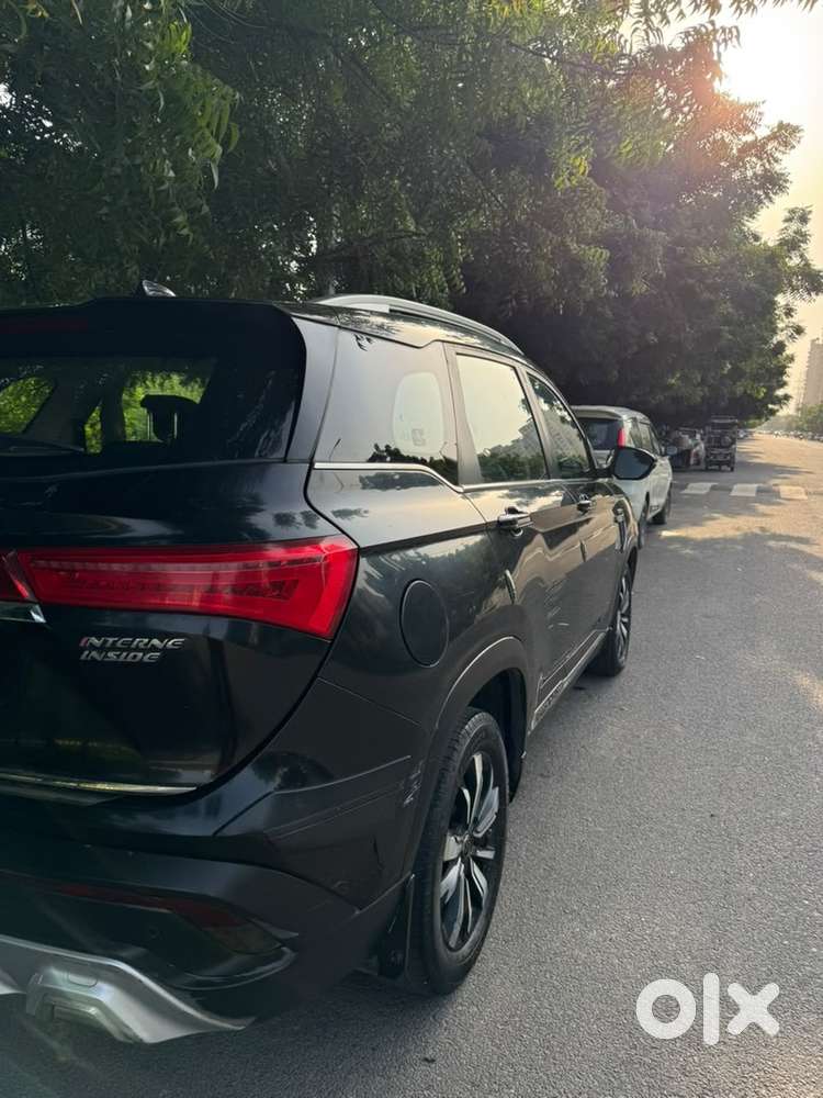 Mg Hector Automatic | Cng + Petrol | 1st Owner | 68,000 Km | Sunroof
