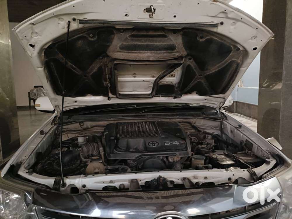 2012 Fortuner Type 2 Automatic Diesel