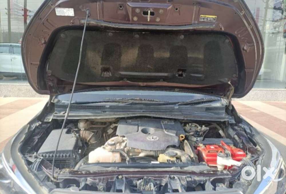 Toyota Innova Crysta 2.4 Zx Mt, 2017, Diesel