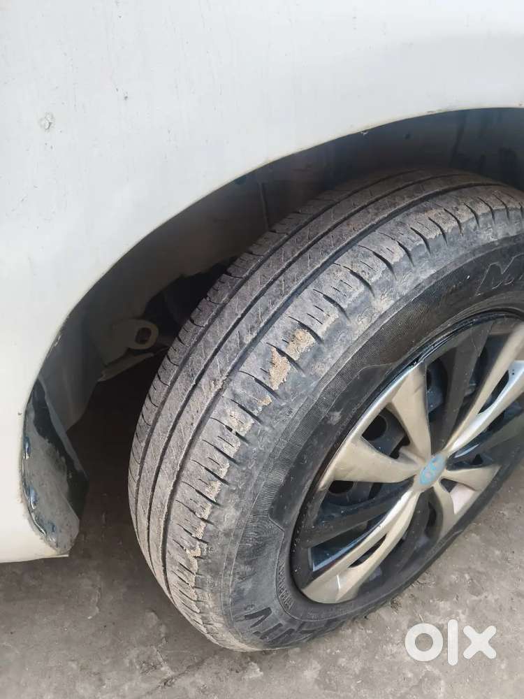 Car 72000 Km Chali Hai Lene Wale He Sampark Kare