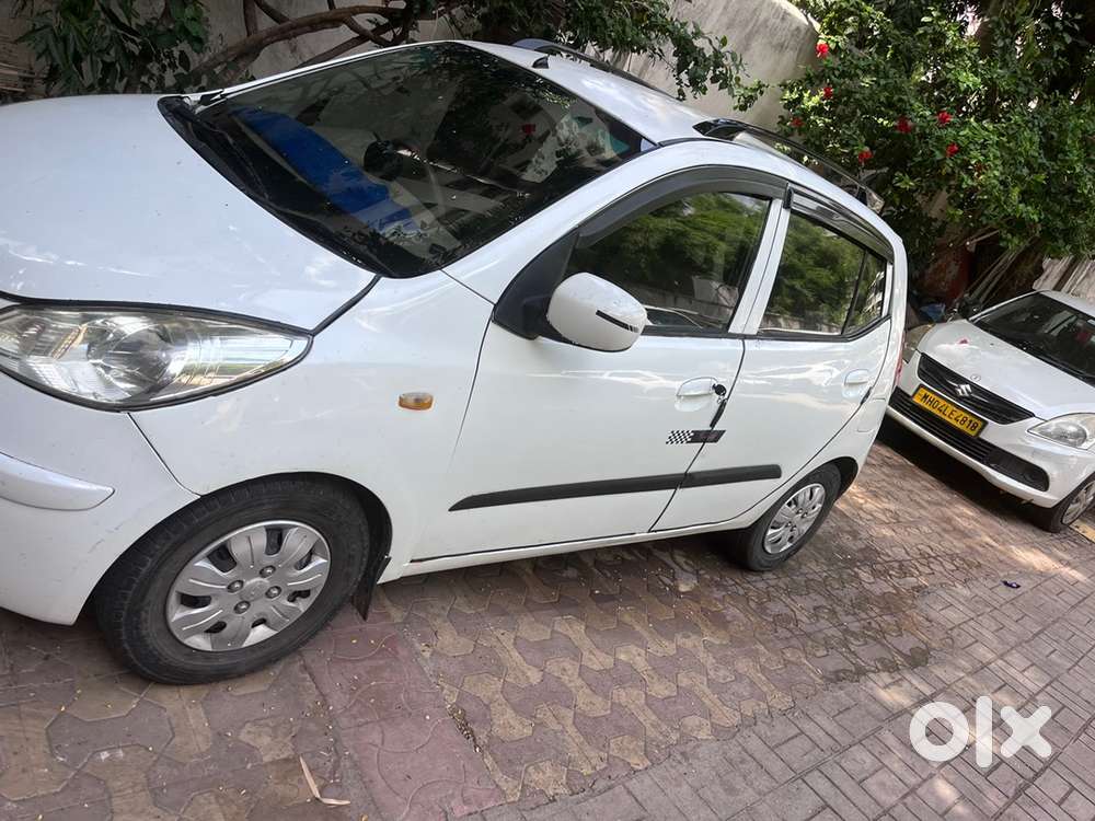 Hyundai I10 Sportz 2010 Model