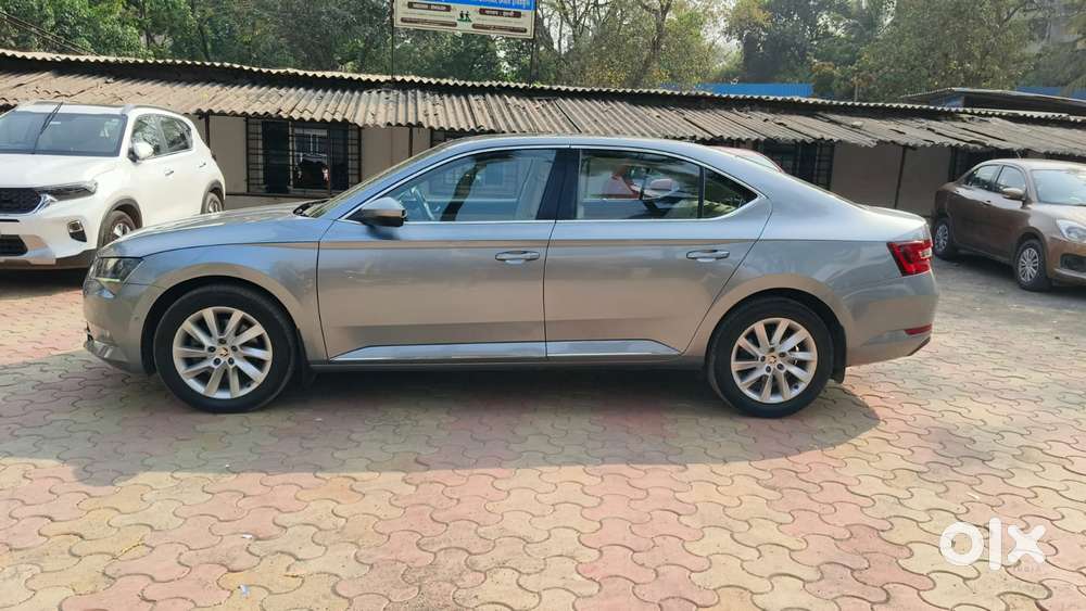 Skoda Superb 2.0 Tsi At L&k, 2019, Petrol