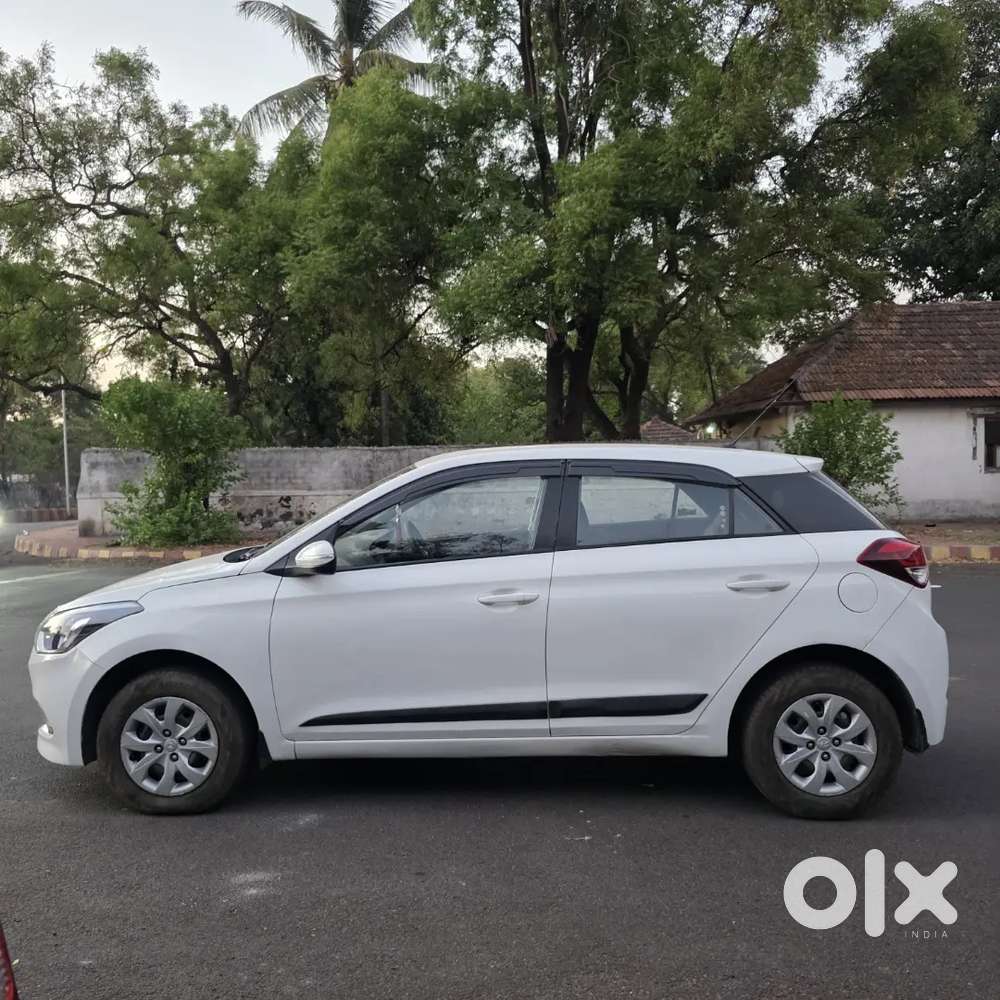 Hyundai Elite I20 Sportz Crdi 2014 Oct.