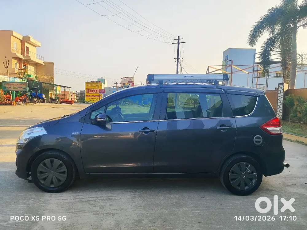 Maruti Suzuki Ertiga 2017 Diesel 132000 Km Driven