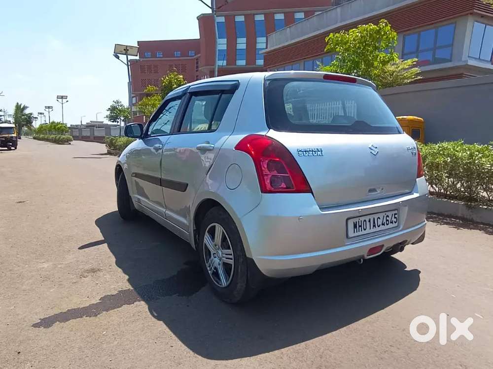 Maruti Suzuki Swift 2007 Cng & Hybrids 110000 Km Driven