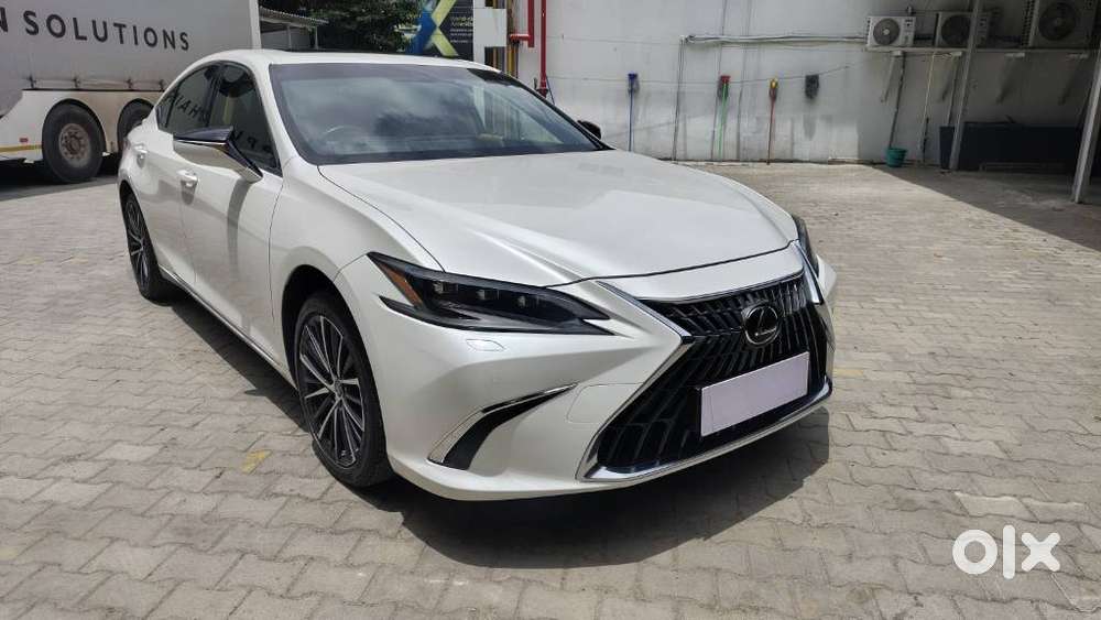 Lexus Es 300h, 2024, Petrol