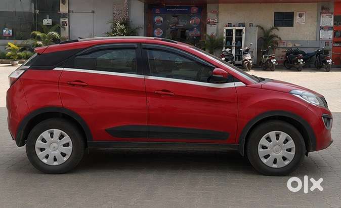Tata Nexon Xt Petrol 2018 In Mint Condition Available For Sale !