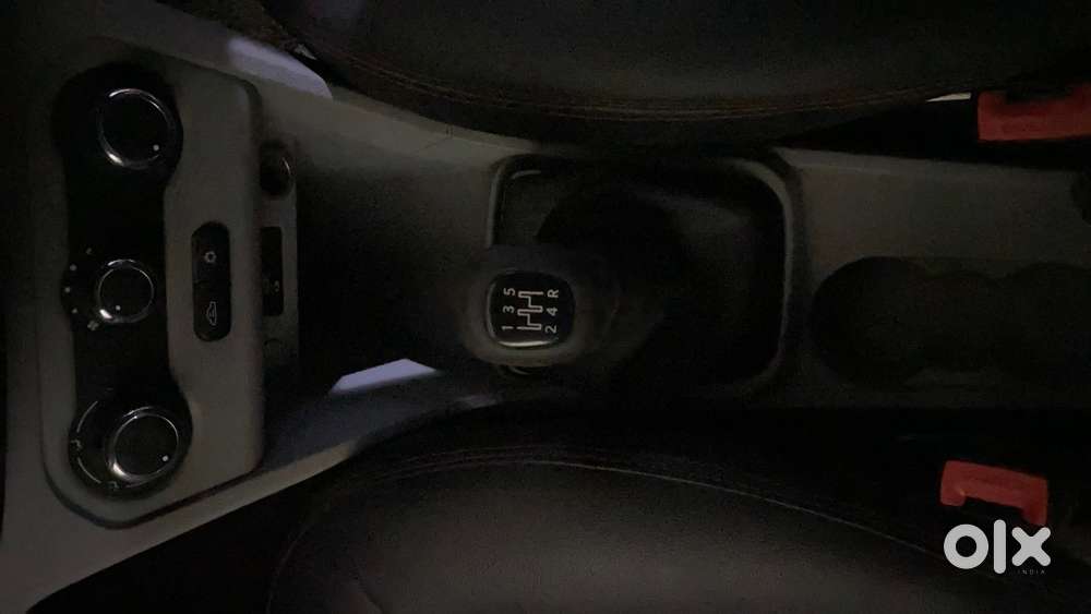 Tata Tiago 1.05 Revotorq Xt Option, 2021, Petrol