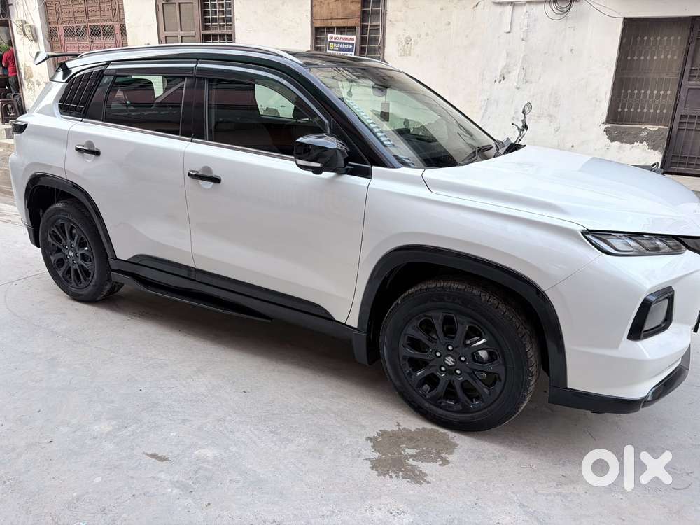 Maruti Suzuki Grand Vitara 1.5 Alpha Plus Dual Tone Intelligent Hybr..