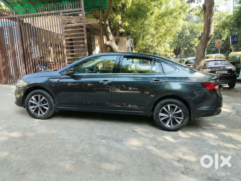Skoda Slavia 1.0 Tsi Style At, 2023, Petrol
