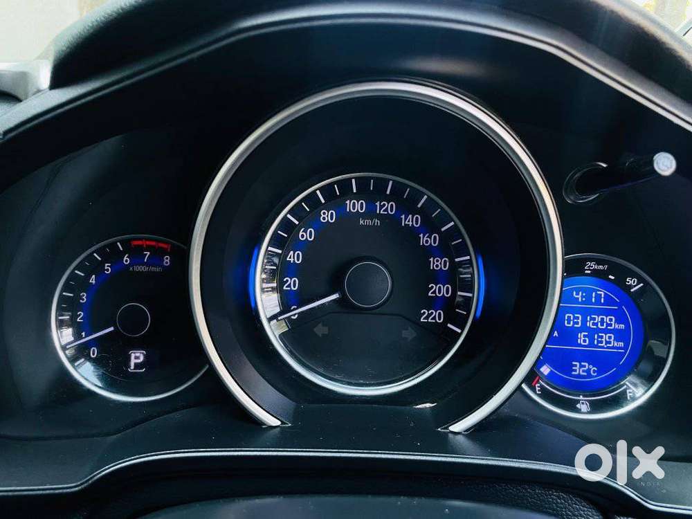 Honda Jazz V Cvt, 2017, Petrol