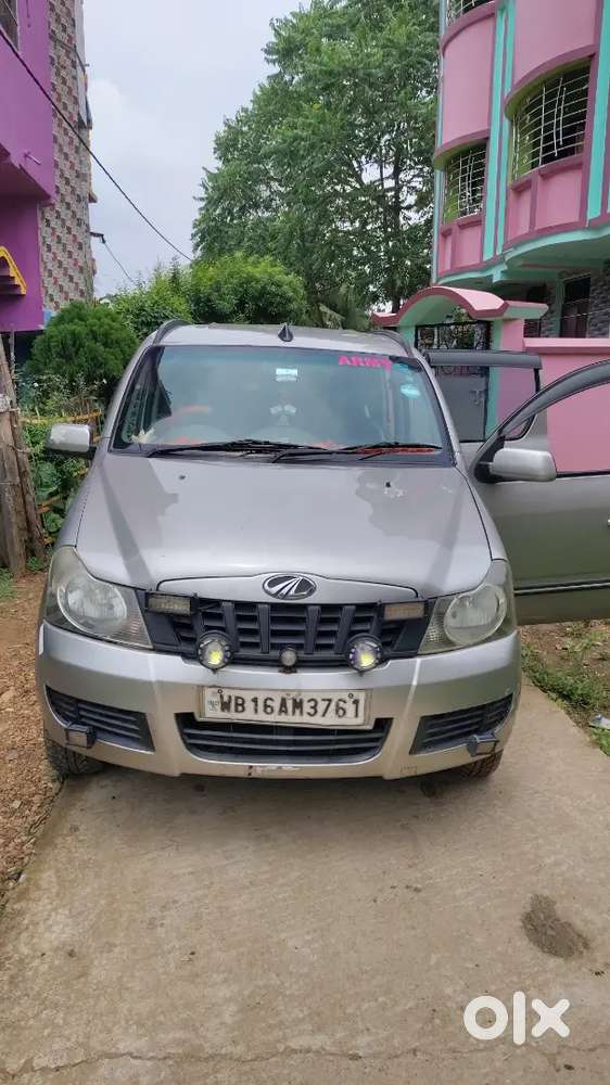 Mahindra Quanto 1.5 C4 2015, August . Tax & Insurance Failed,
