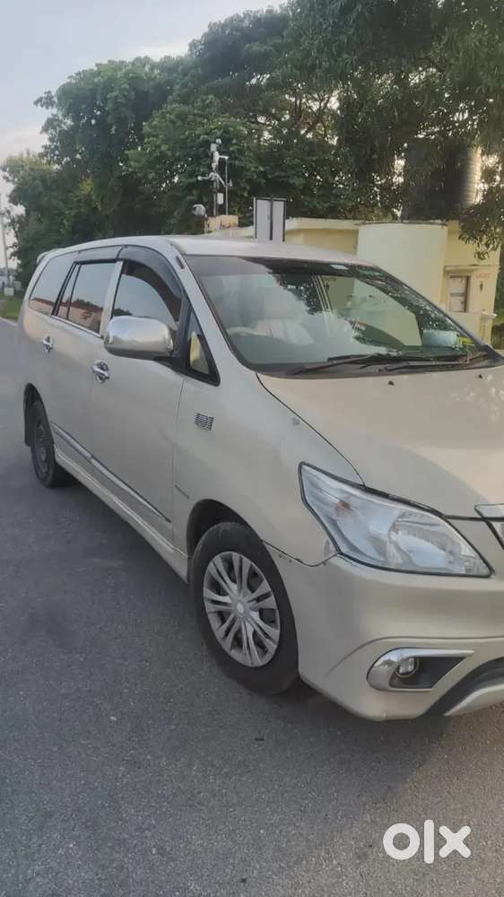 Toyota Innova 2.5 G1 2014