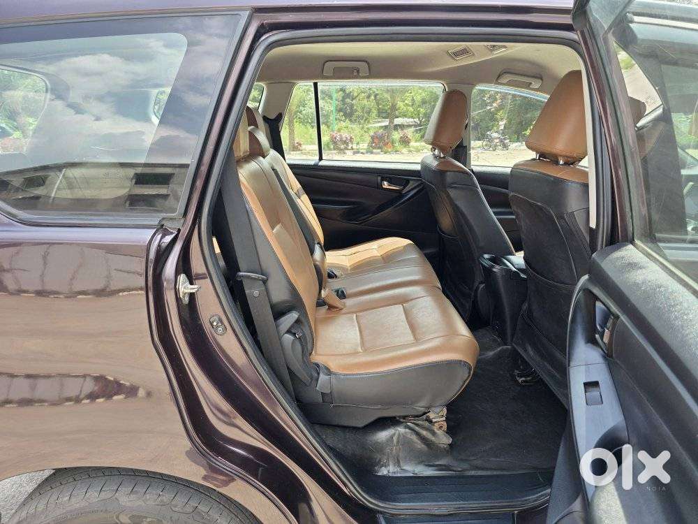 Toyota Innova Crysta 2.4 Gx Mt 8s, 2018, Diesel