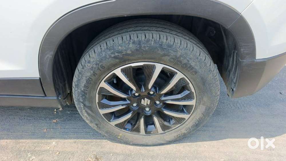 Maruti Suzuki Brezza 1.5 Zxi Plus At Smart Hybrid, 2022, Petrol