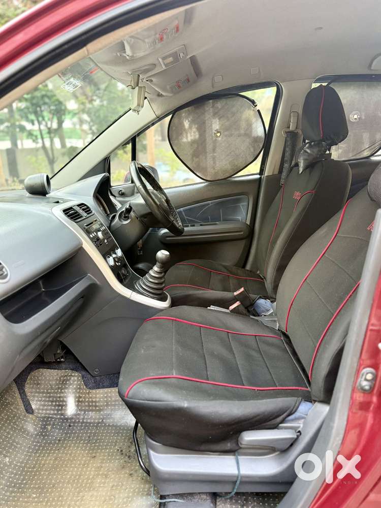 Maruti Suzuki Ritz Zxi, 2011, Petrol