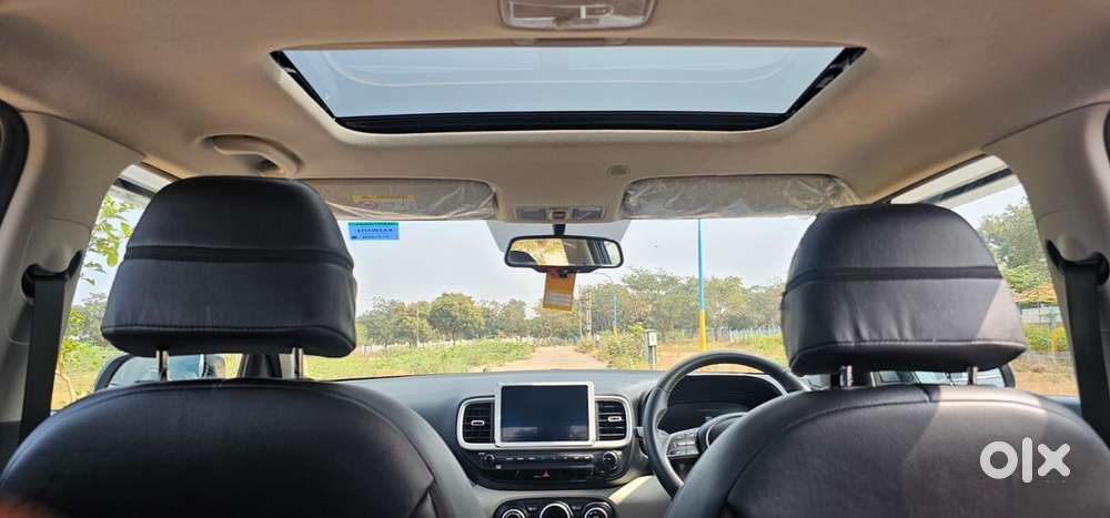 Hyundai Venue Petrol 2022
