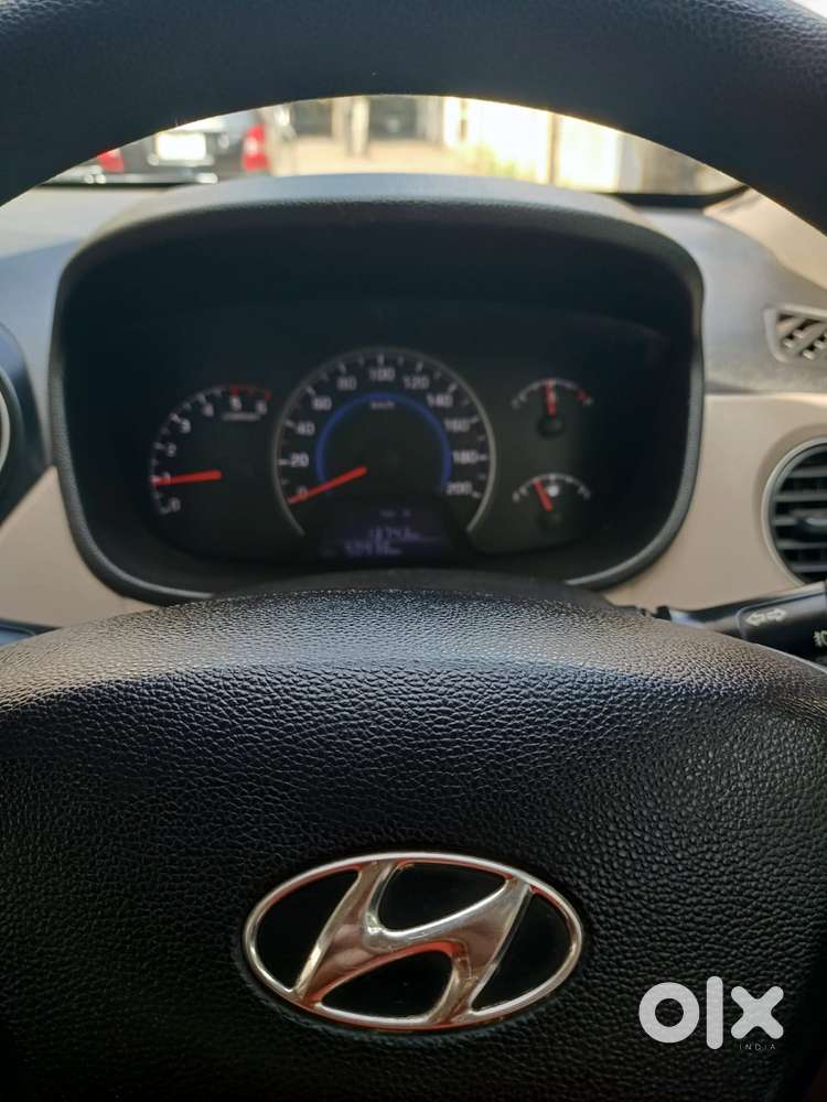 Hyundai Grand I10 2013-2016 Crdi Sportz, 2015, Diesel