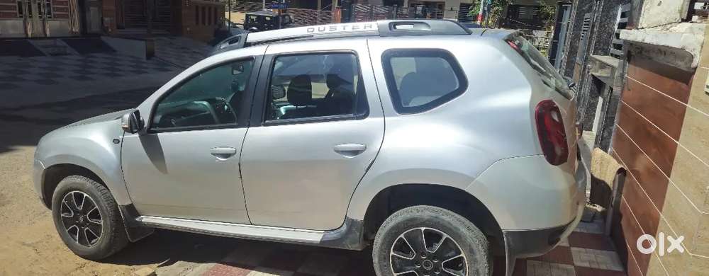 Renault Duster 2016 Model Month 12 Automatic Rxz Price 295