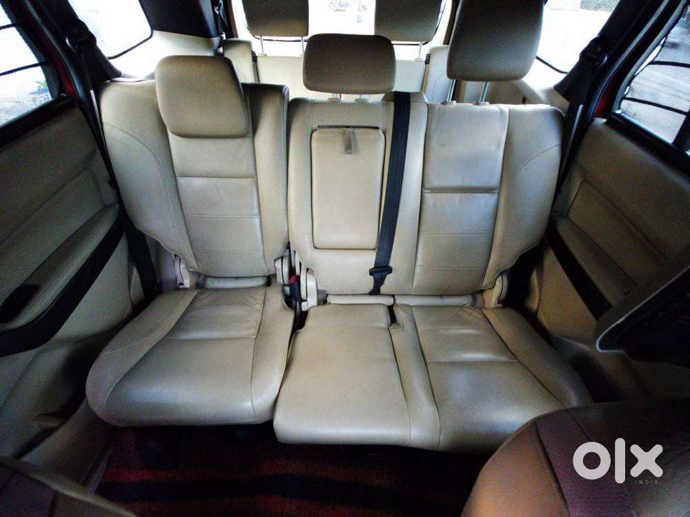 Ford Endeavour 2.2 Titanium At 4x2, 2016, Diesel