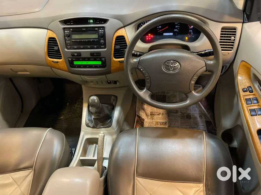 Toyota Innova 2.5 Vx 8 Str Bsiv, 2011, Diesel