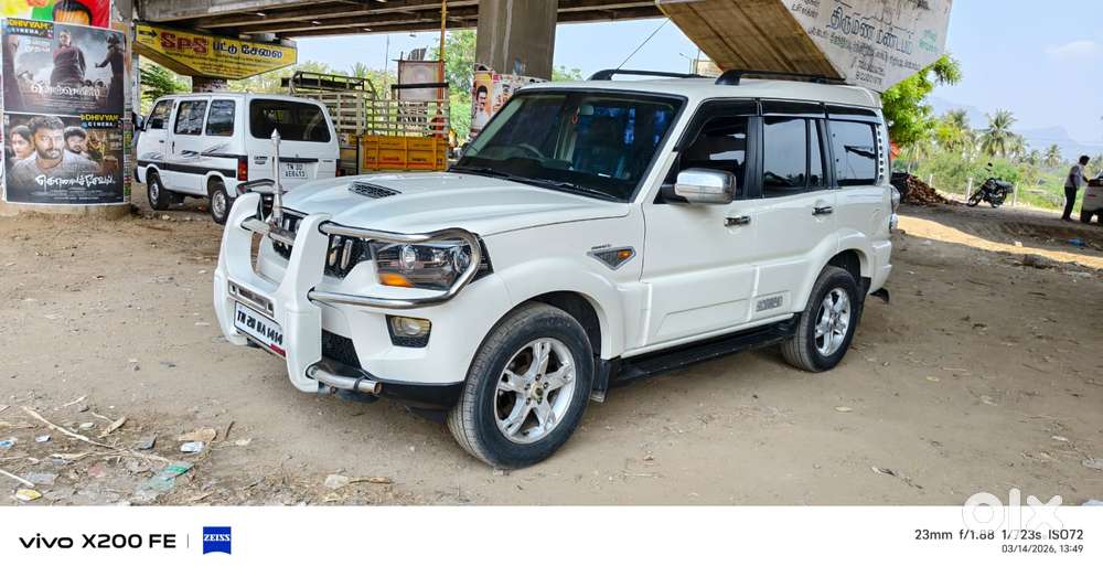 Mahindra Scorpio S10, 2015, Diesel