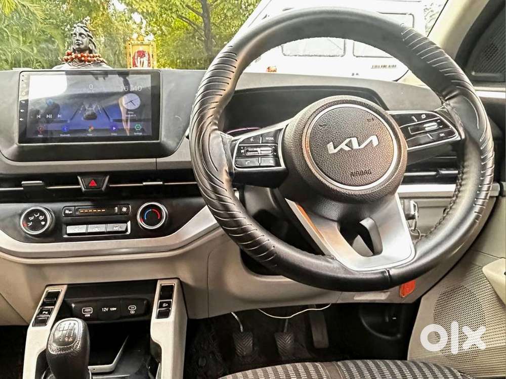 Kia Carens 1.5 Premium 7 Str, 2022, Diesel