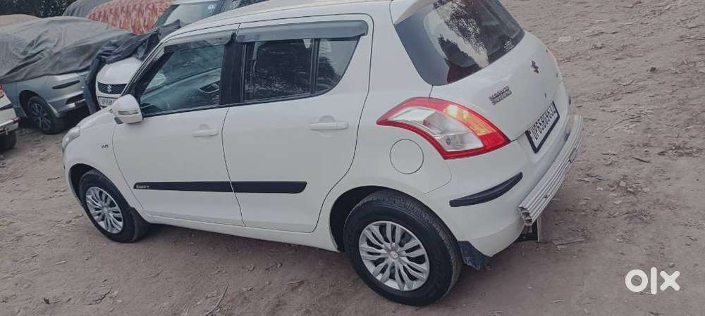 Maruti Suzuki Swift Vxi + Manual, 2013, Petrol