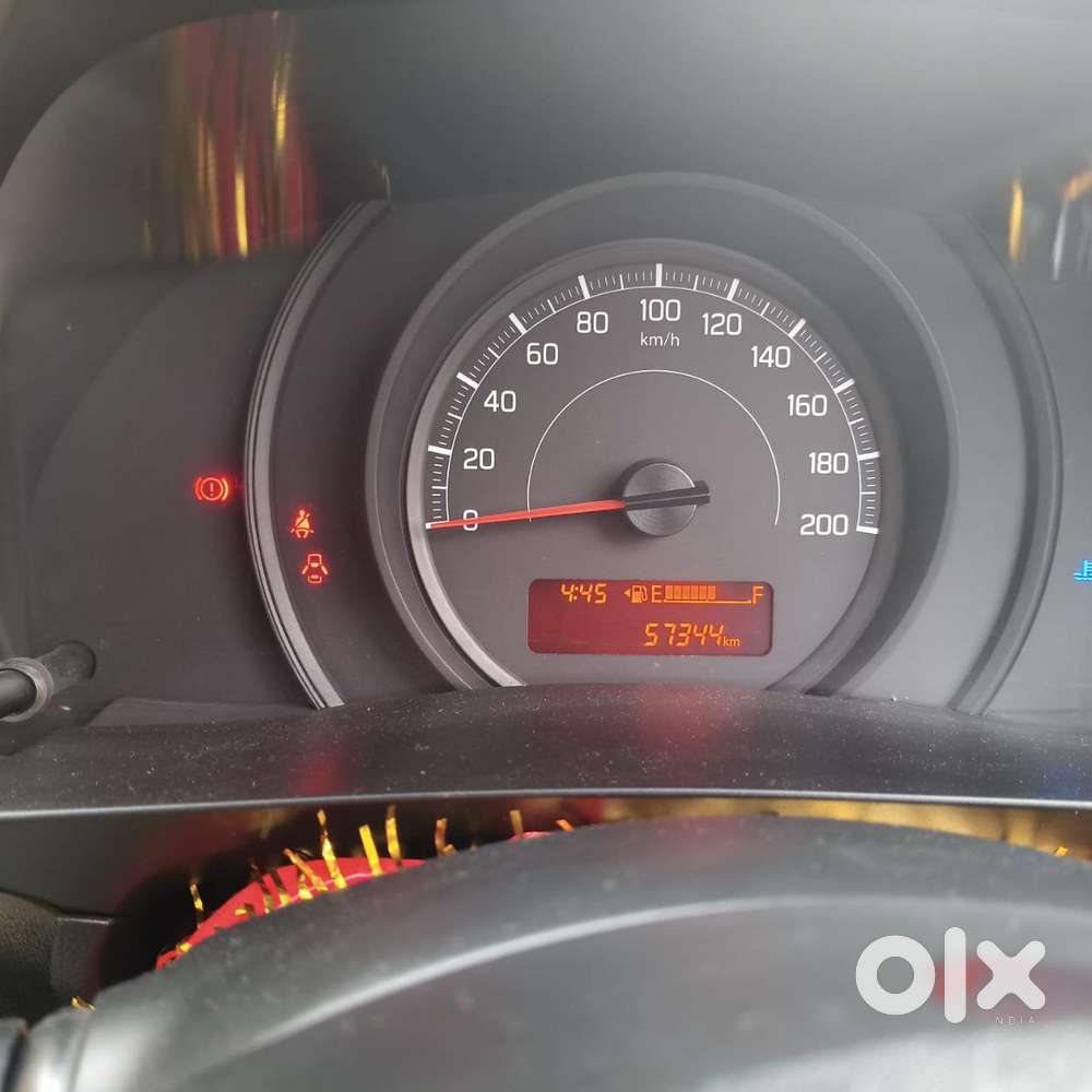 Maruti Suzuki Swift Lxi Optional-o, 2019, Petrol