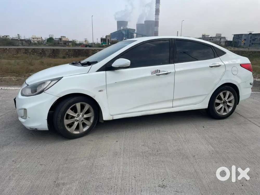 Hyundai Verna 1.6