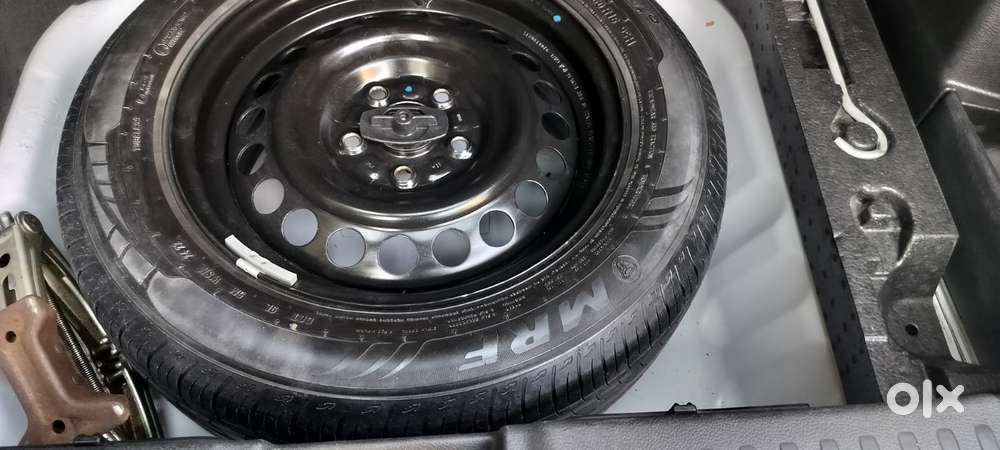 Maruti Suzuki Brezza 1.5 Zxi Plus Smart Hybrid Dual Tone, 2022, Petr..