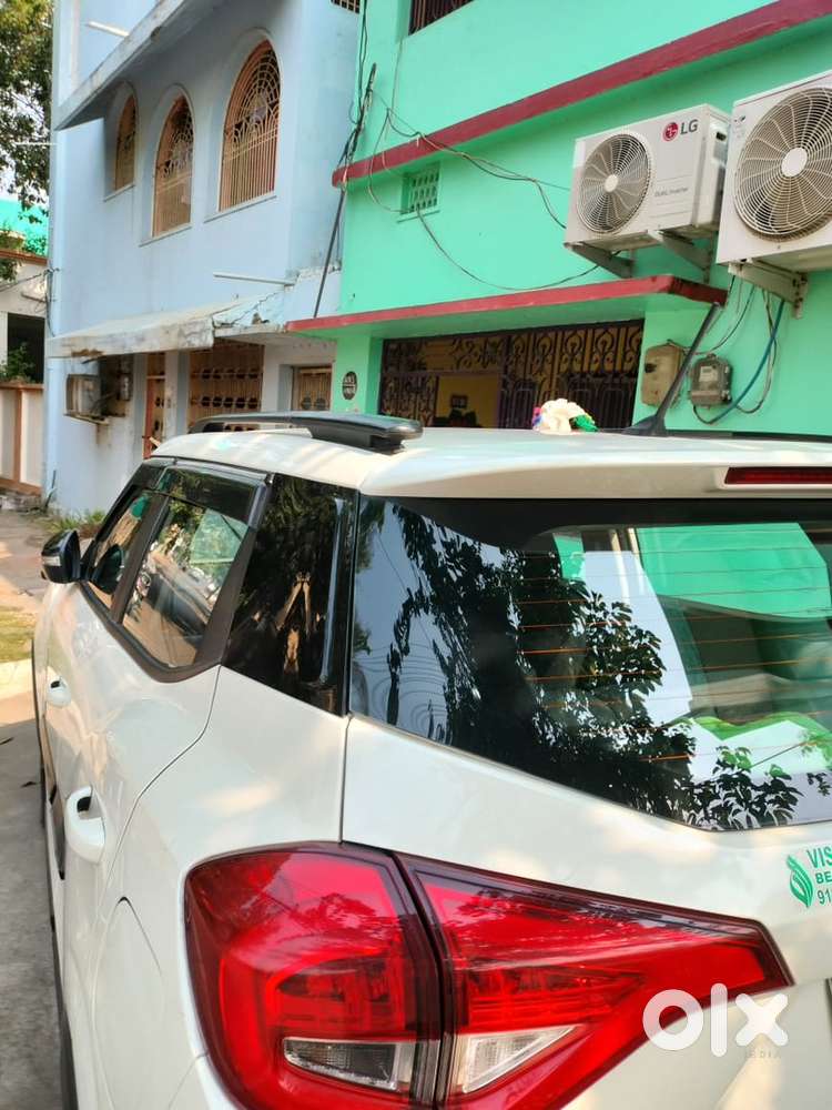 Mahindra Xuv300 Petrol Well Maintained