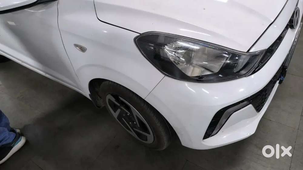 Hyundai Aura 2025 Cng & Hybrids 24885 Km Driven