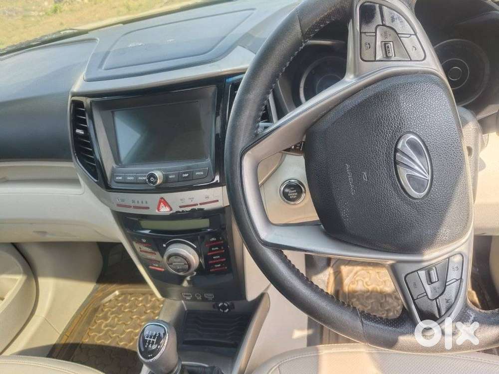 Mahindra Tuv 300 T8, 2019, Diesel