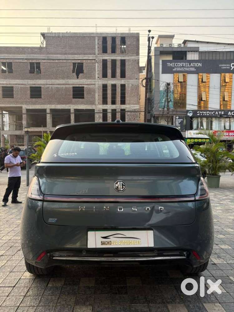 Mg Windsor Ev Essence, 2025, Electric